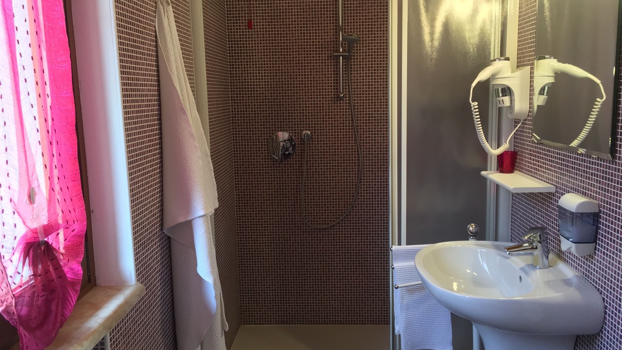 Photo of Bathroom in Valgatara