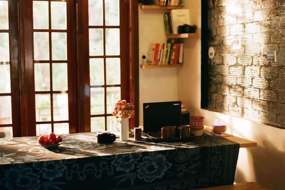Photo of Livingroom in Kon Plong
