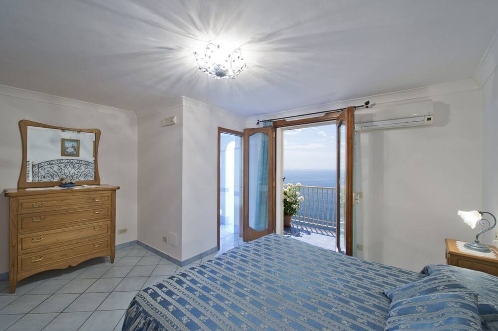 Photo of Bedroom in Praiano