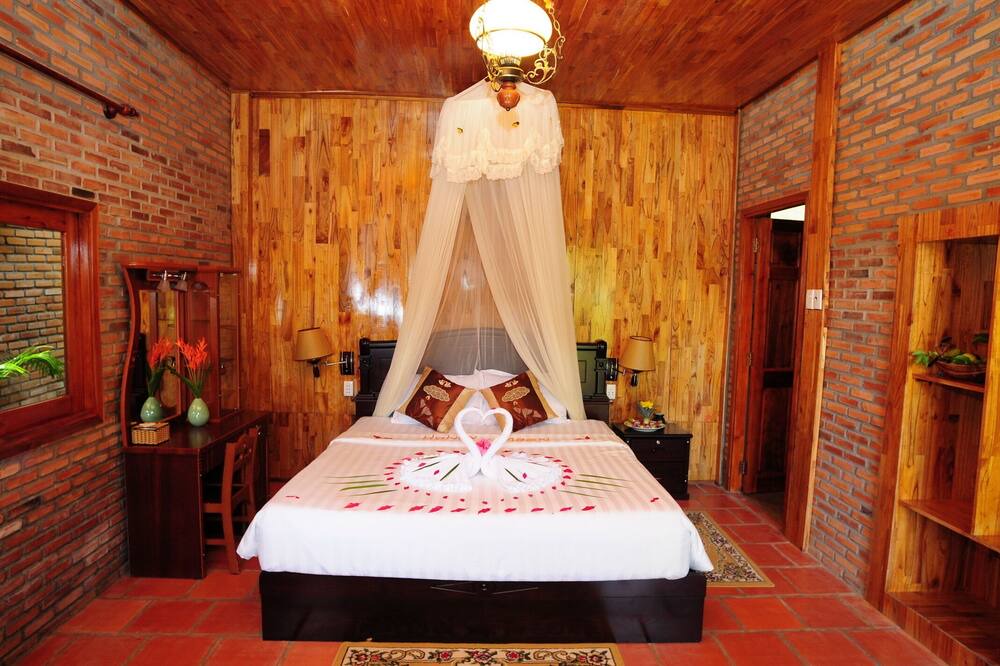 Photo of Bedroom in Cua Can Village