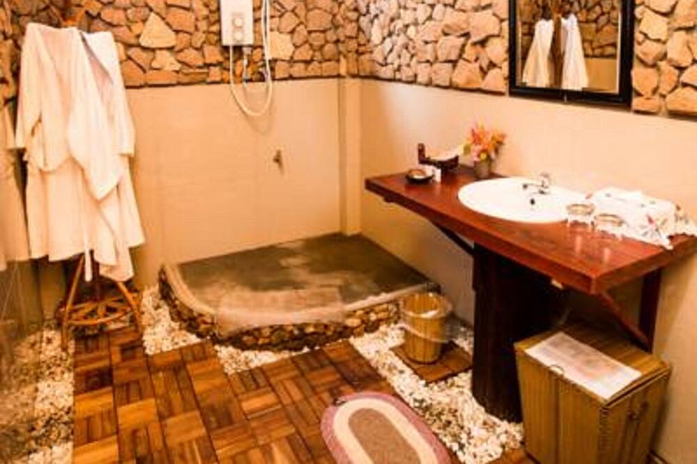 Photo of Bathroom in Cua Can Village