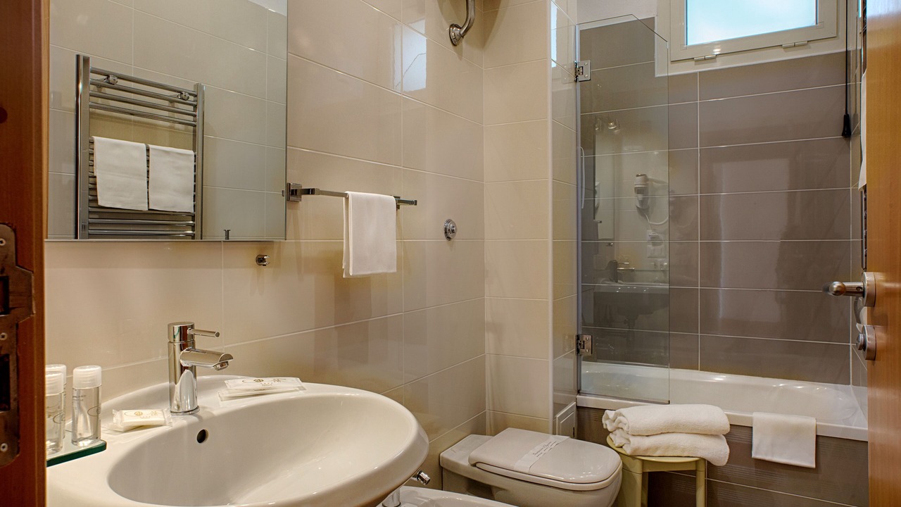 Photo of Bathroom in Fuorigrotta