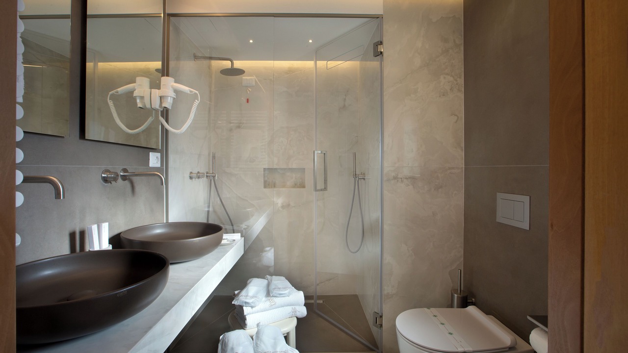 Photo of Bathroom in Fuorigrotta