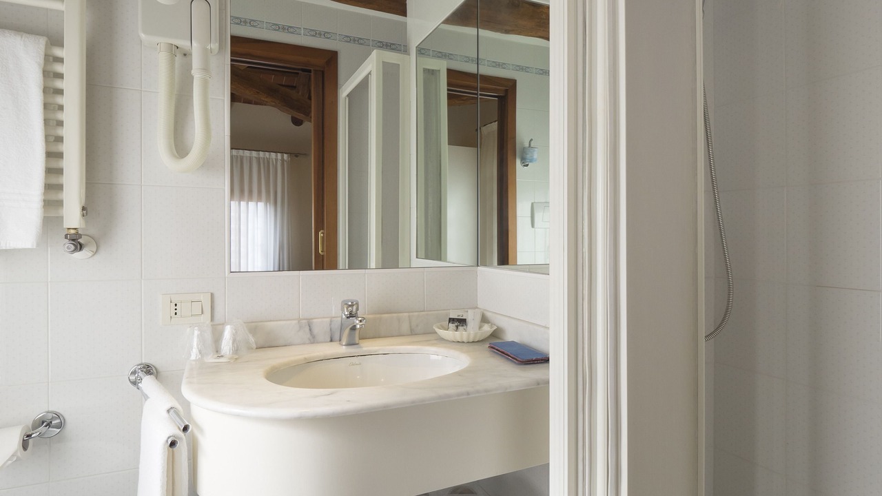 Photo of Bathroom in Zerman