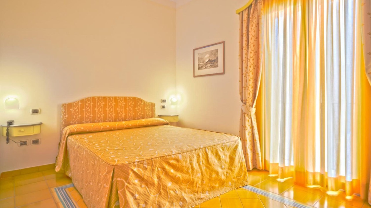 Photo of Bedroom in Palinuro
