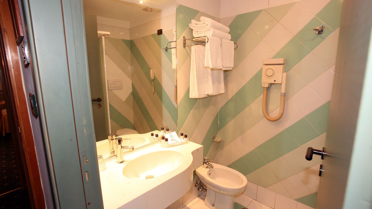 Photo of Bathroom in Castello di Cisterna