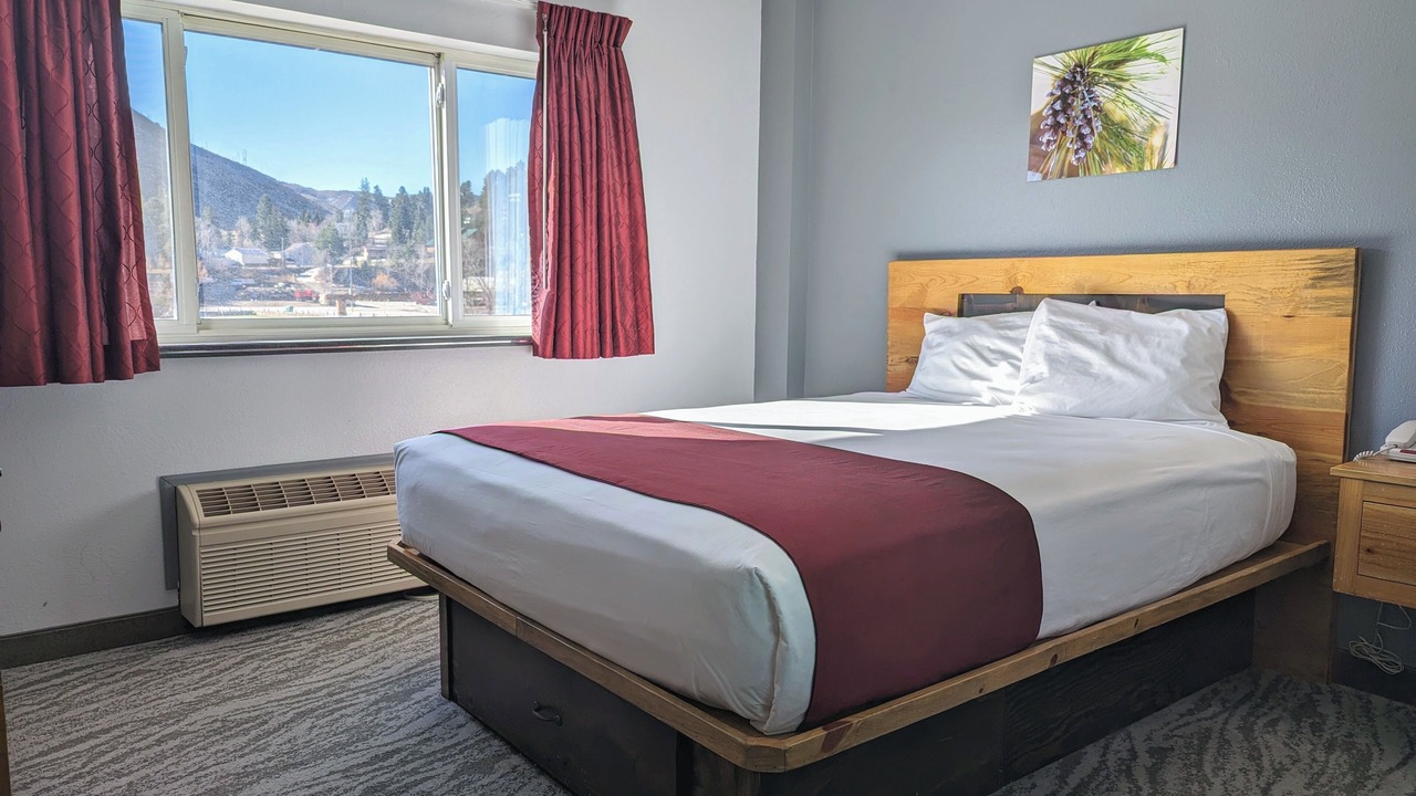 Photo of Bedroom in Deadwood