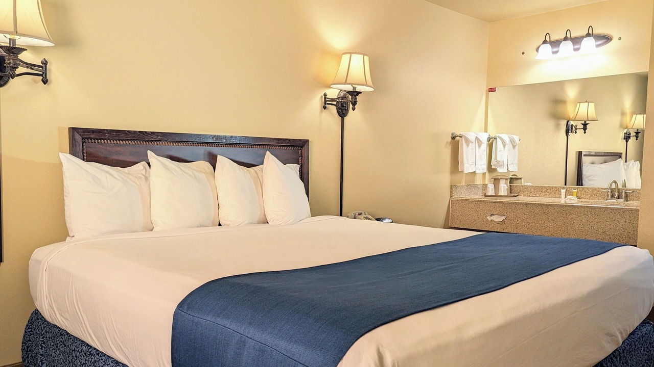 Photo of Bedroom in Deadwood