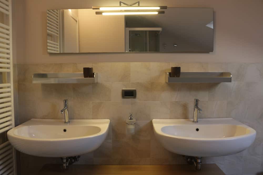 Photo of Bathroom in Teramo