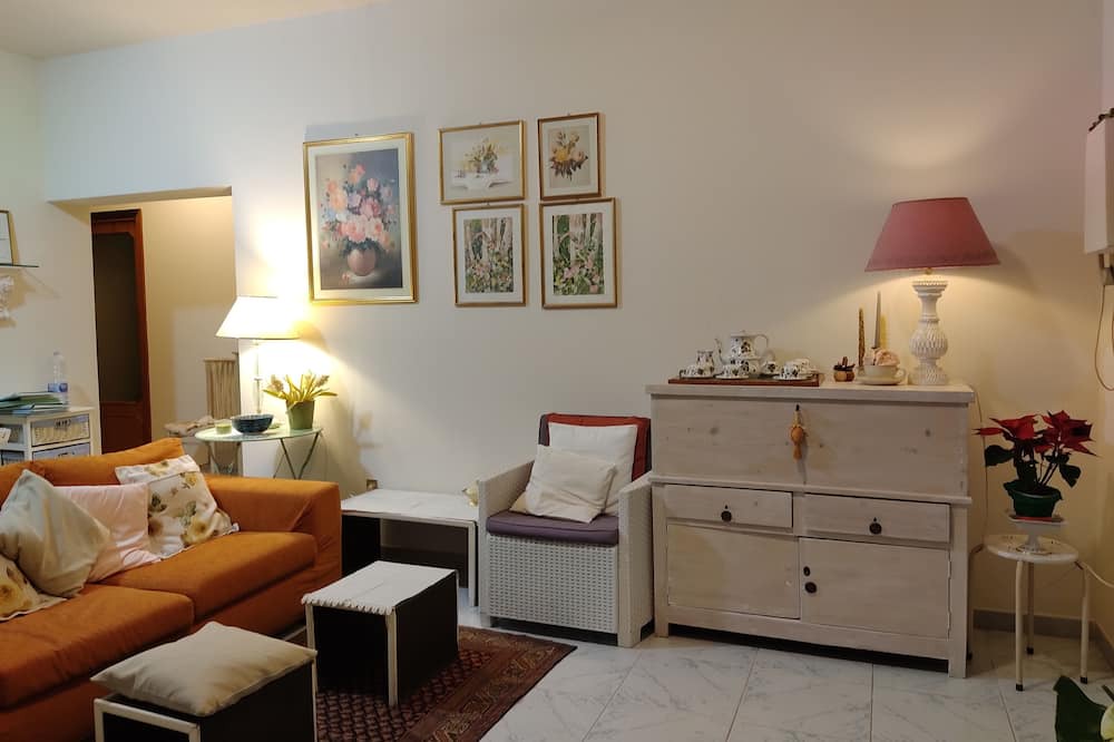 Photo of Bedroom in Tollo