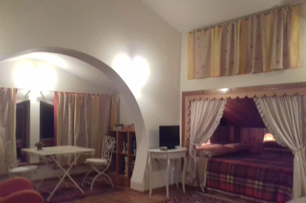 Photo of Bedroom in Tollo
