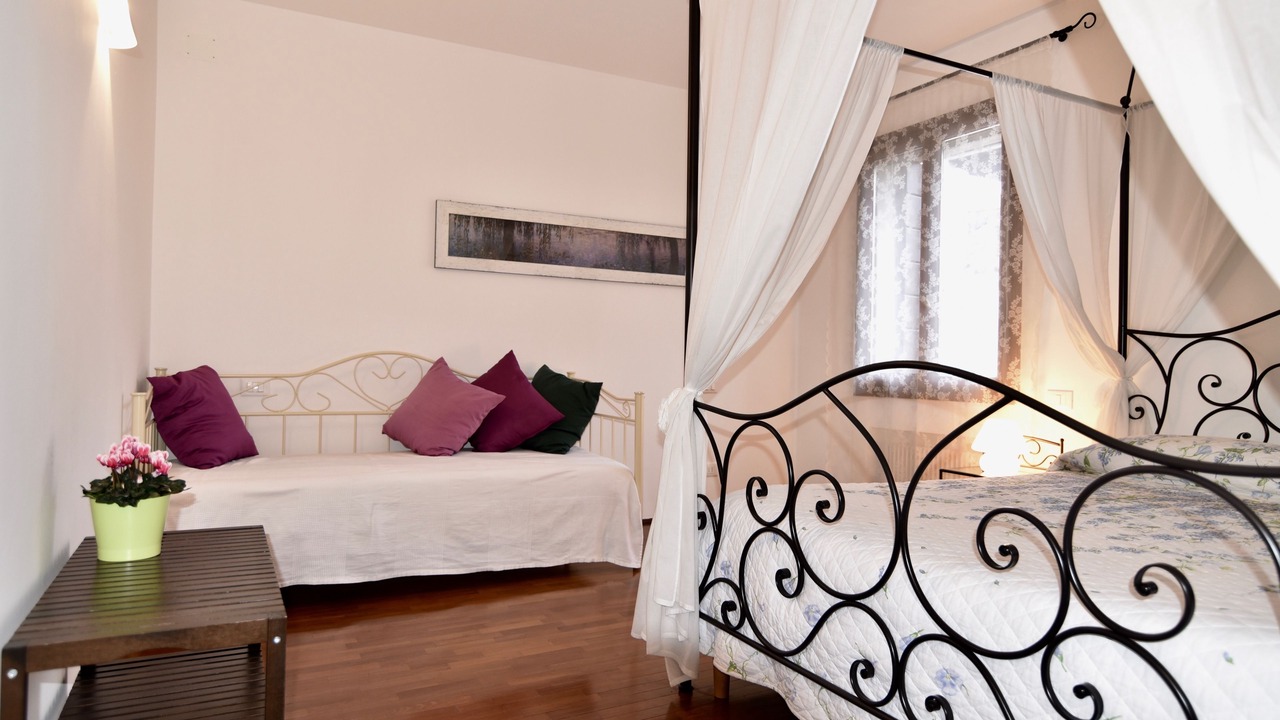 Photo of Bedroom in Santa Croce
