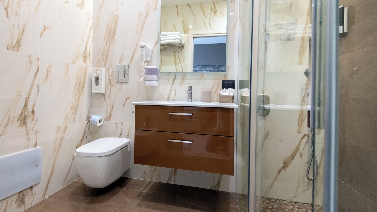 Photo of Bathroom in Naples