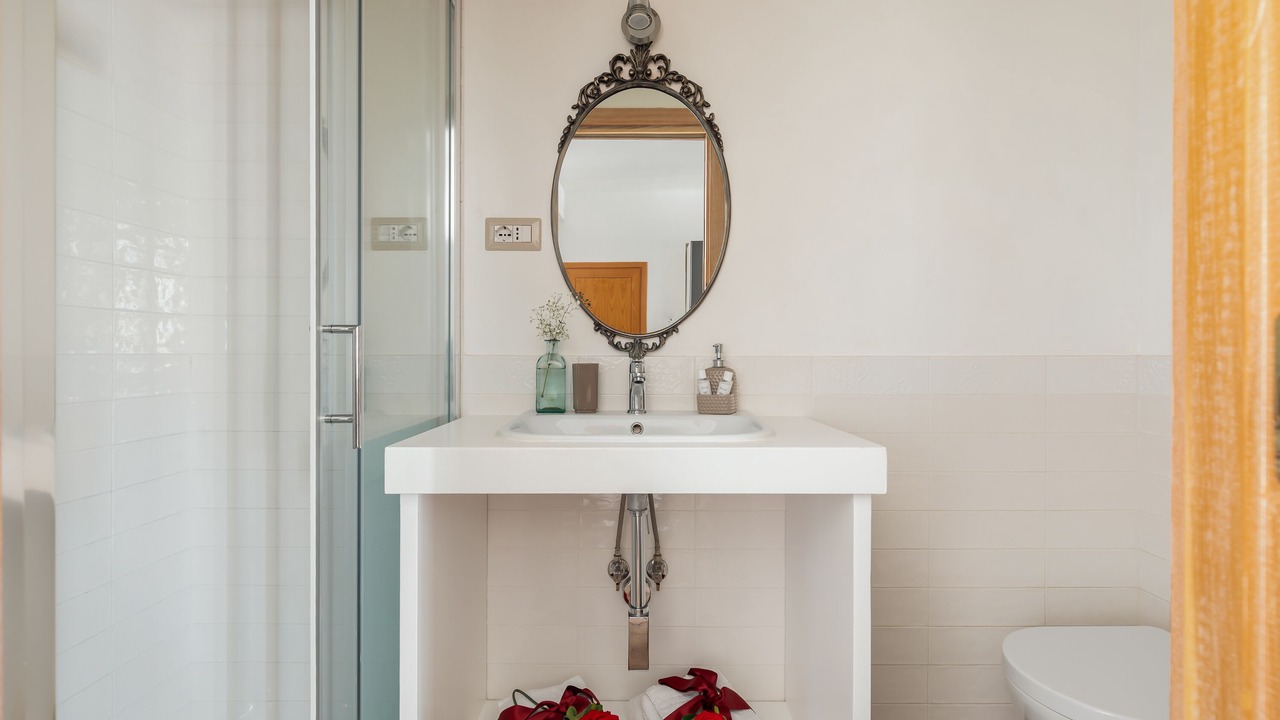 Photo of Bathroom in Quartiere XXXIII Lido di Ostia Ponente