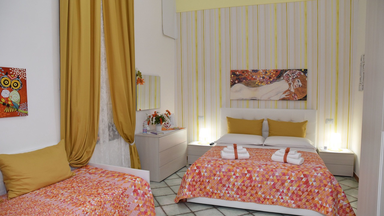 Photo of Bedroom in Historical Downtown Salerno