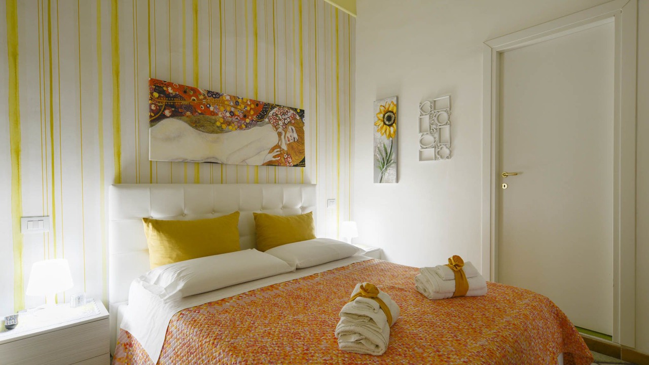 Photo of Bedroom in Historical Downtown Salerno