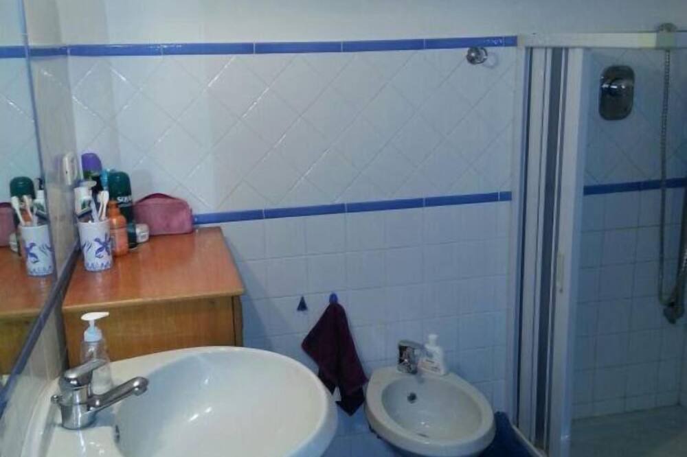 Photo of Bathroom in Procida
