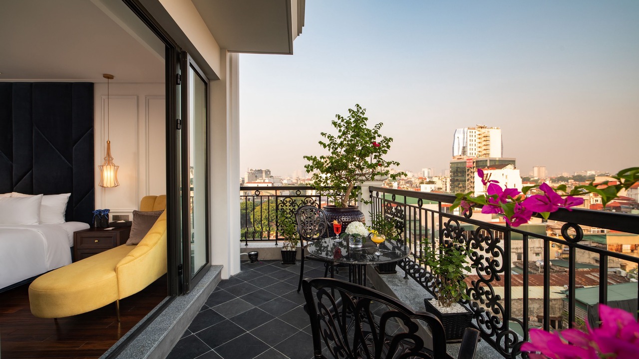Photo of Patio Balcony in Old Quarter