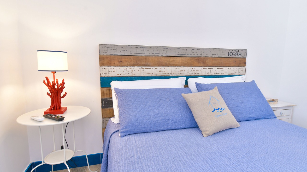 Photo of Bedroom in Ischia Porto