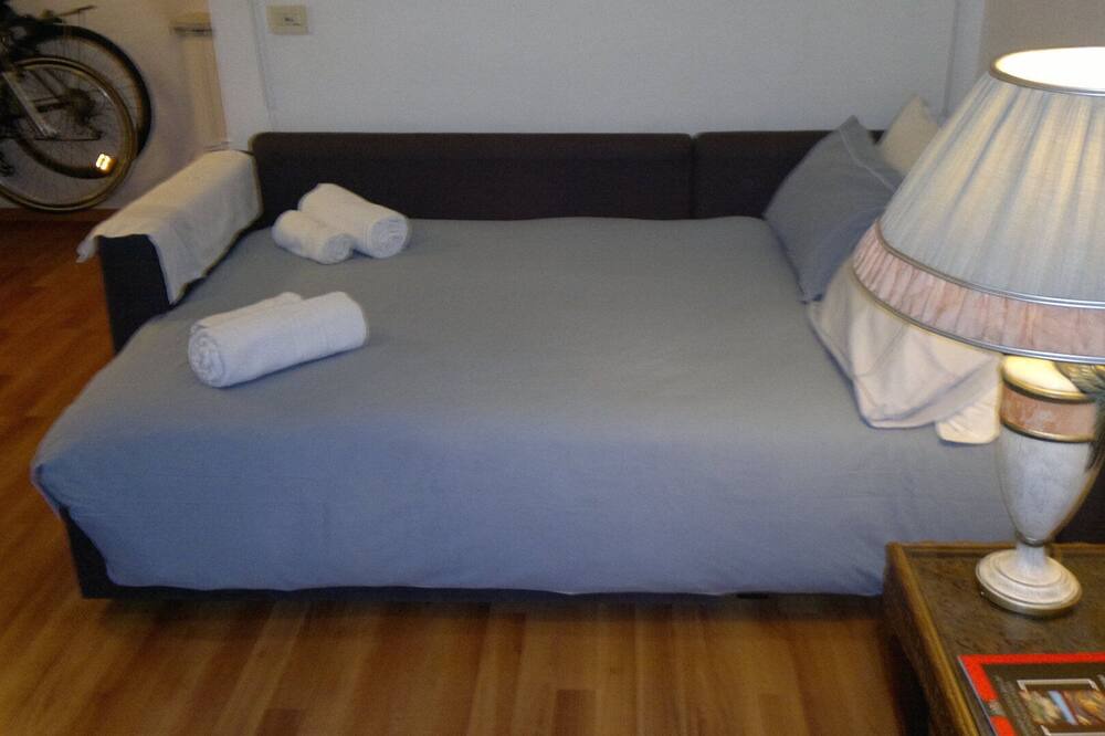 Photo of Bedroom in Esquilino