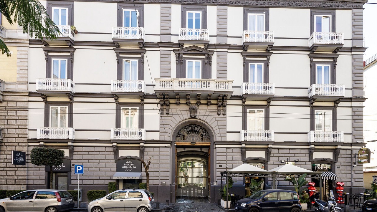 Photo of Outdoor in Naples