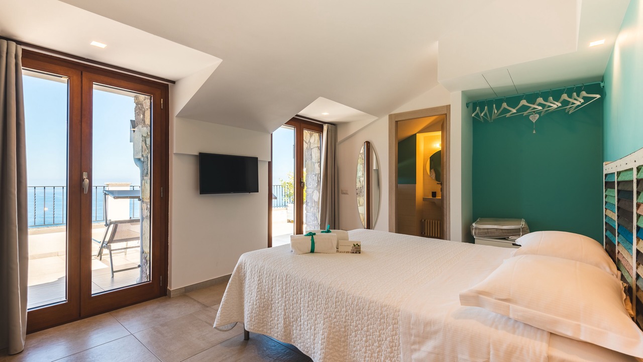 Photo of Bedroom in Massa Lubrense