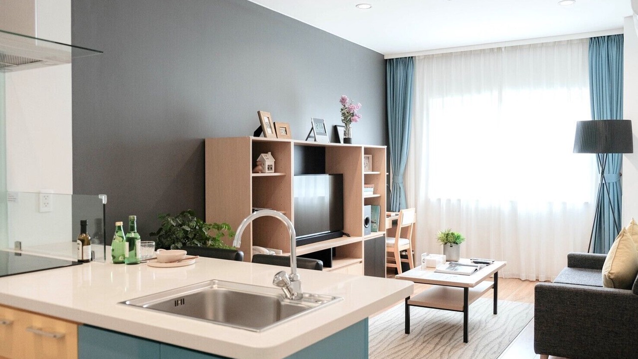 Photo of Bedroom in Trung Hoa Nhan Chinh