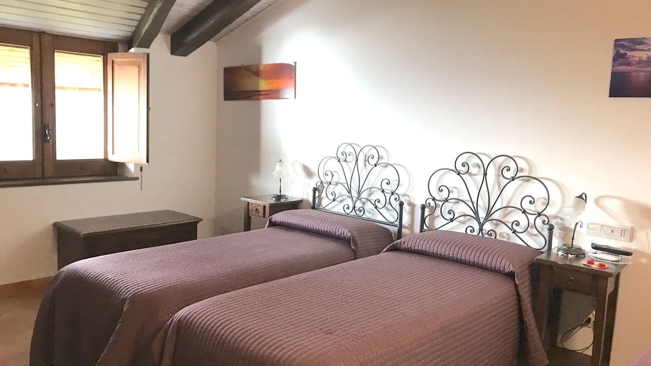 Photo of Bedroom in Furore