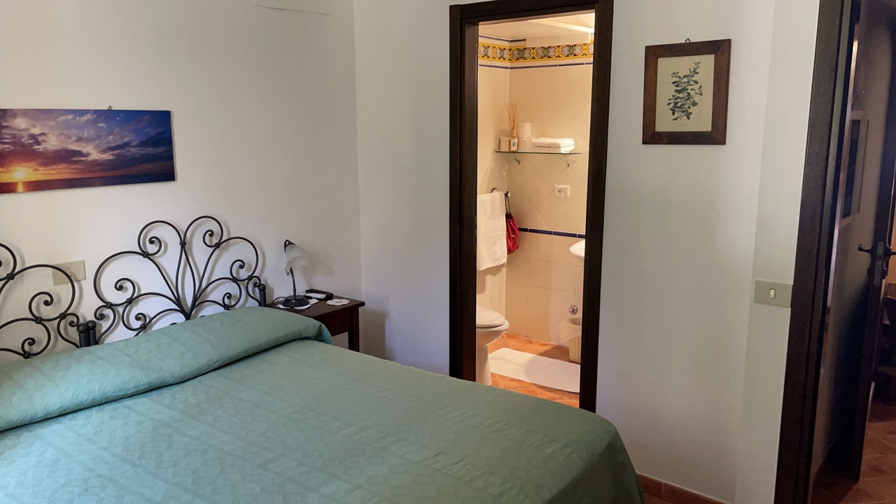 Photo of Bedroom in Furore