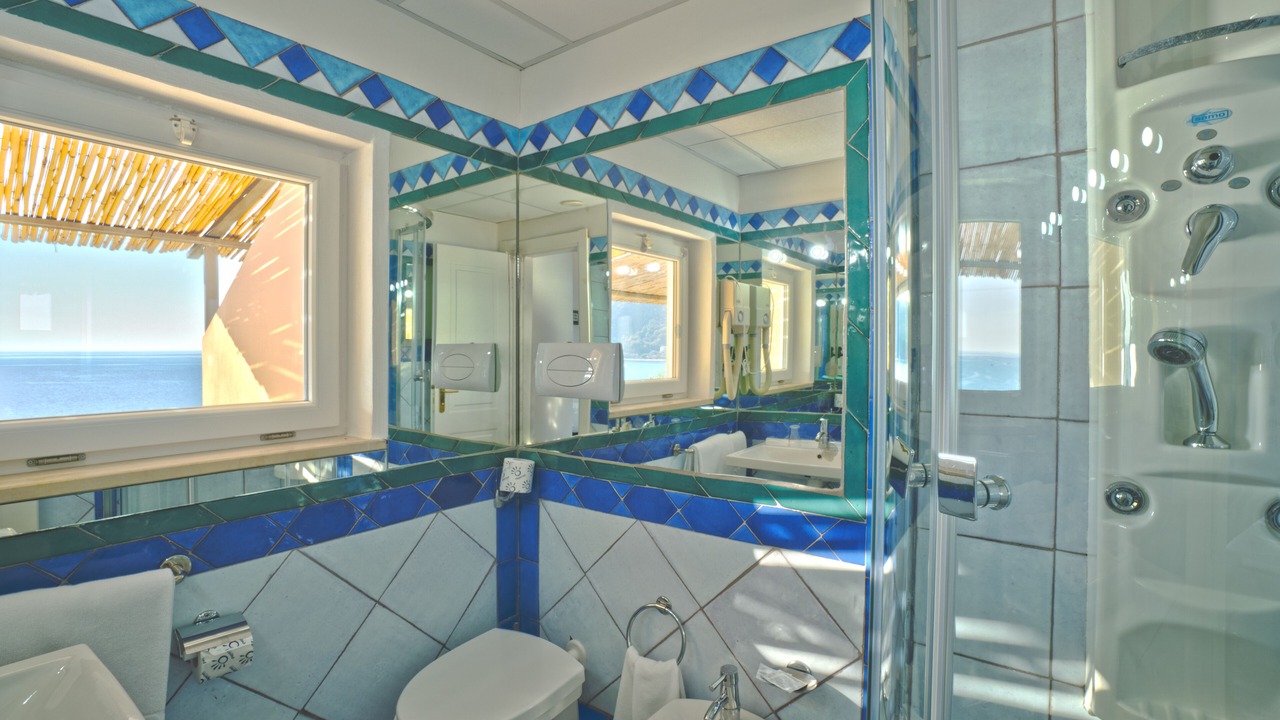 Photo of Bathroom in Palinuro