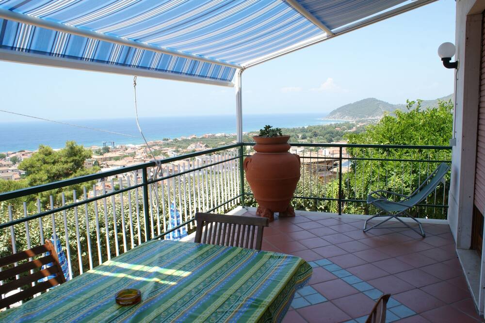 Photo of Patio Balcony in Santa Maria di Castellabate