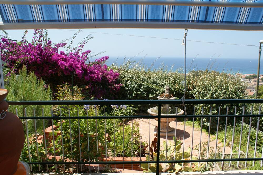 Photo of Patio Balcony in Santa Maria di Castellabate