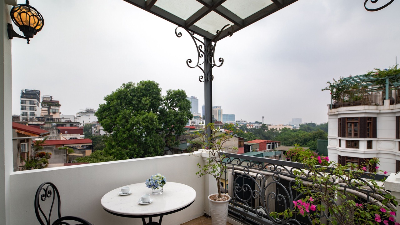 Photo of Patio Balcony in Hang Bac