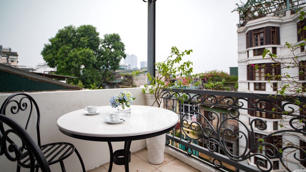 Photo of Patio Balcony in Hang Bac