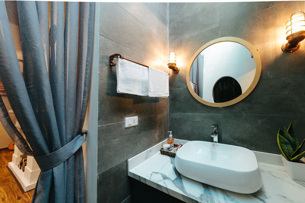 Photo of Bathroom in Dong Da