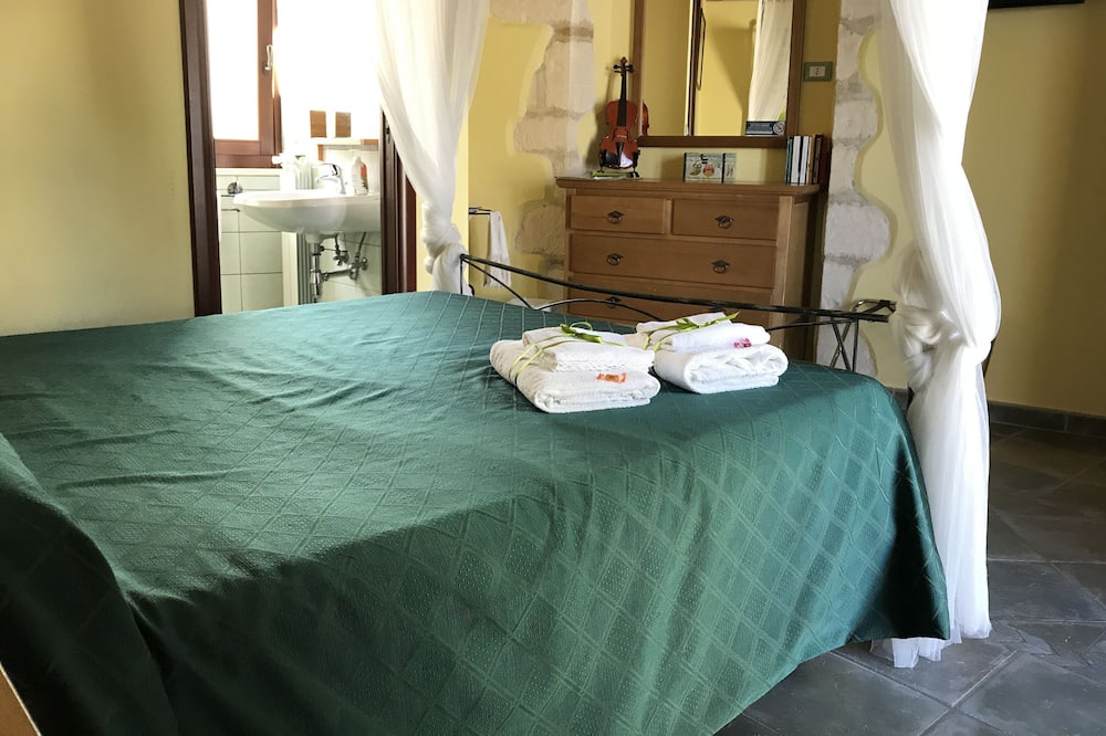Photo of Bedroom in Pretoro