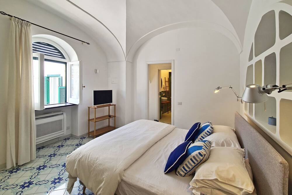 Photo of Bedroom in Capri