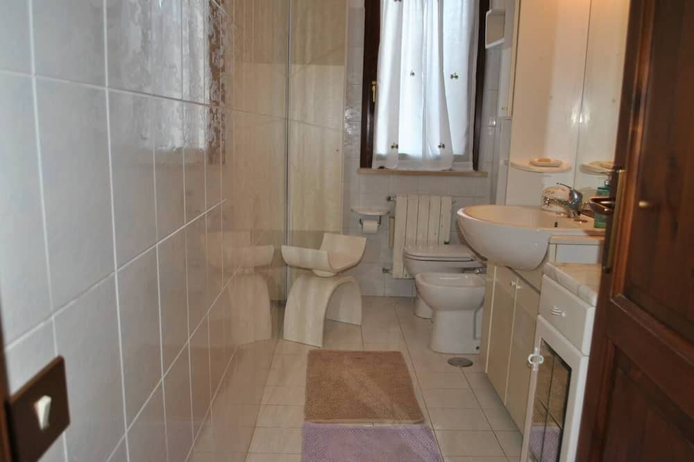Photo of Bathroom in Itri