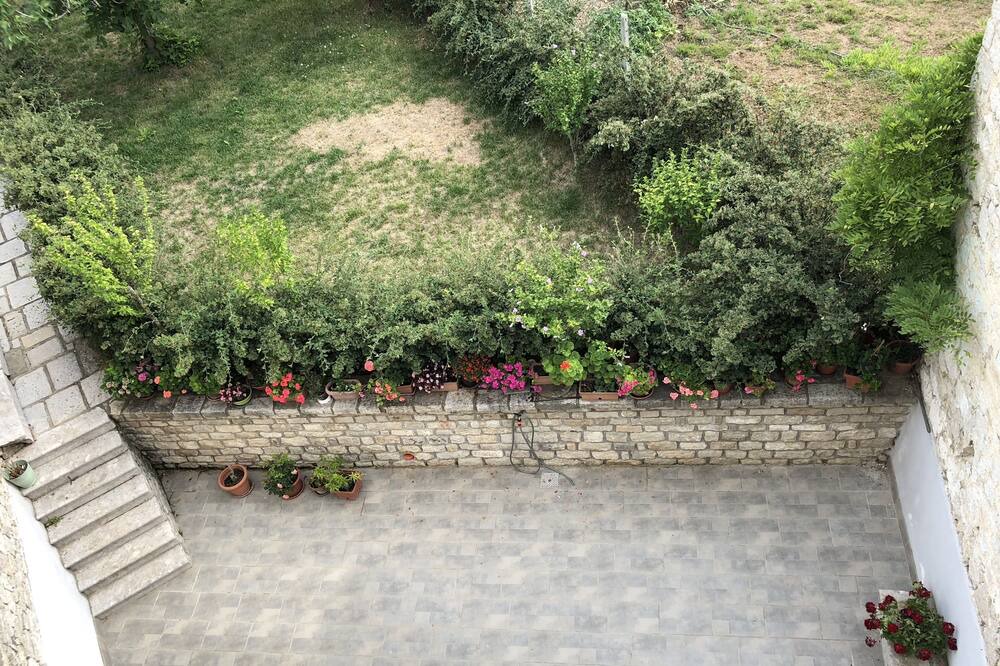 Photo of Outdoor in Jelsi