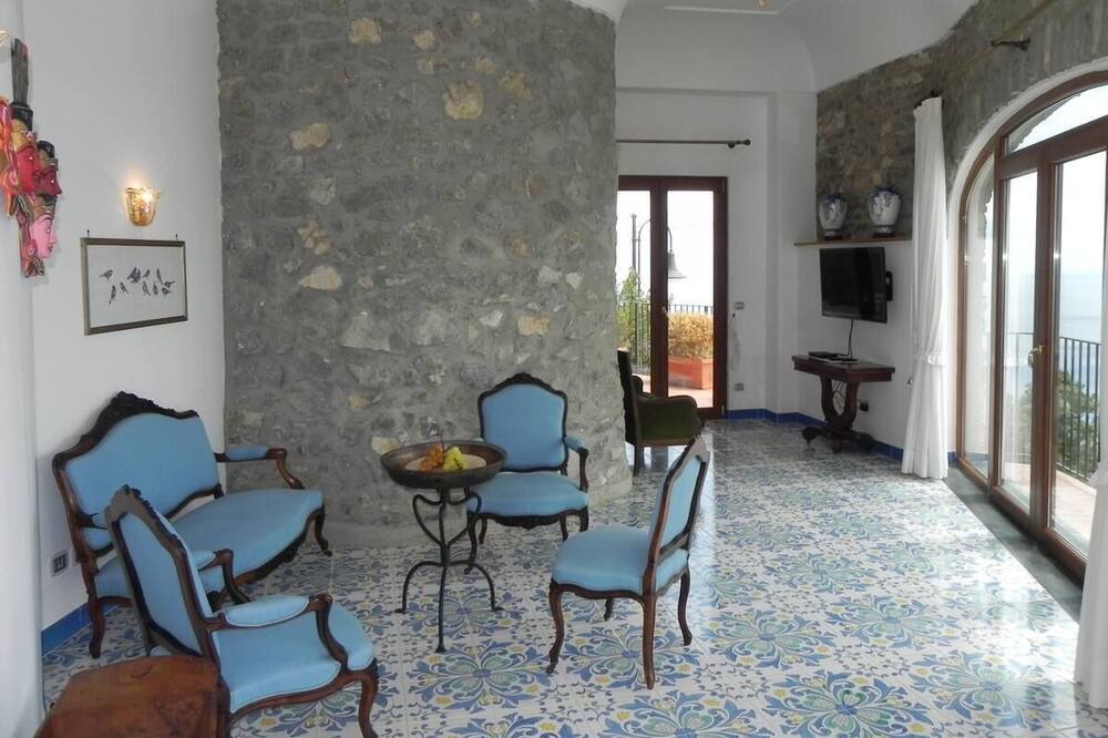 Photo of Livingroom in Furore