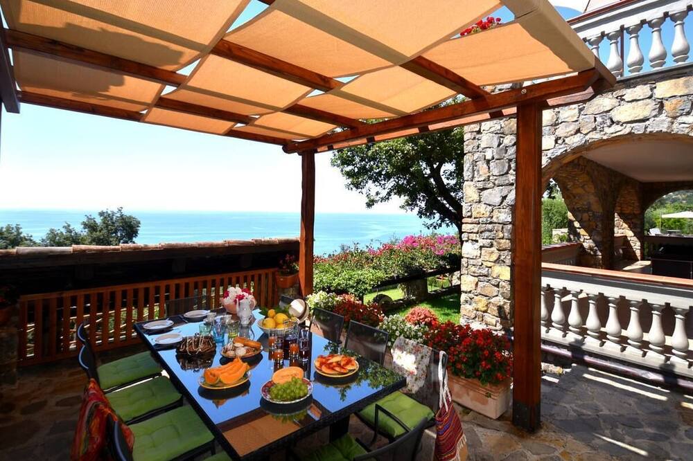 Photo of Patio Balcony in Villammare