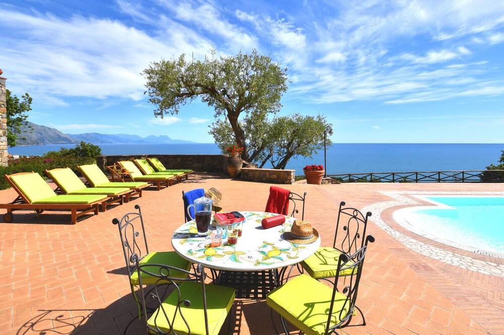 Photo of Patio Balcony in Villammare
