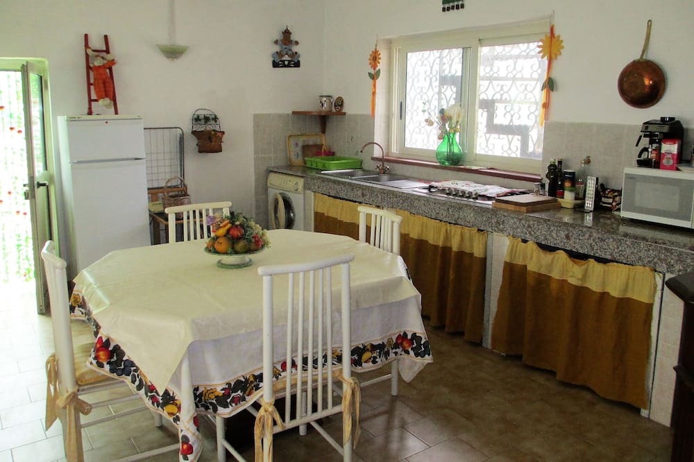 Photo of Kitchen in Piazza-Tralia-Pendolo