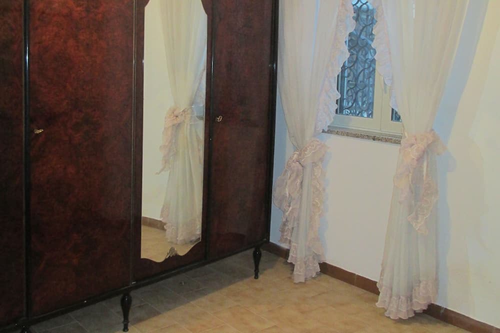 Photo of Bedroom in Piazza-Tralia-Pendolo