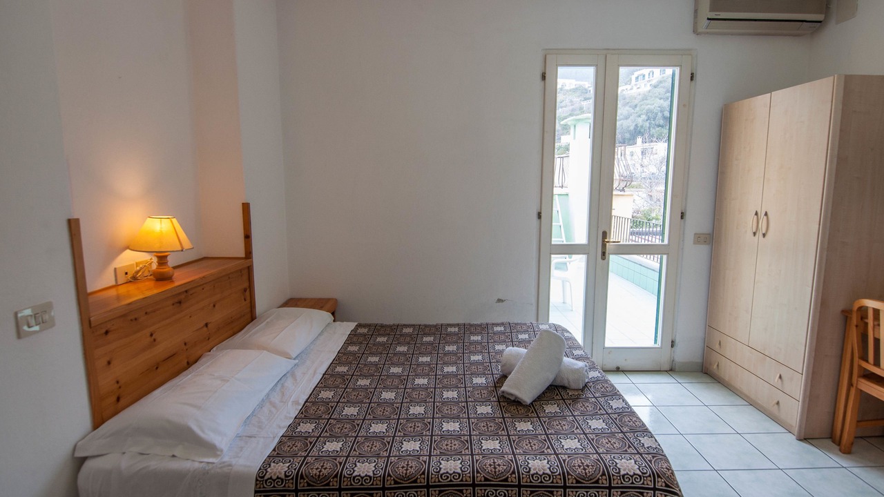 Photo of Bedroom in Ischia Porto