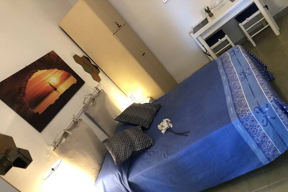 Photo of Bedroom in Vico del Gargano