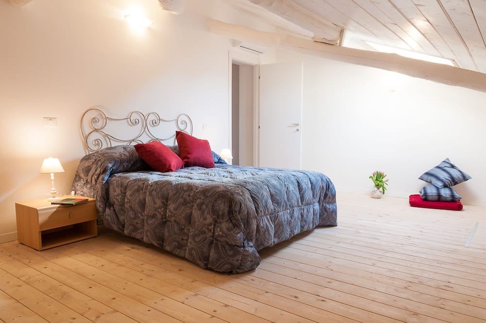 Photo of Bedroom in Terracina