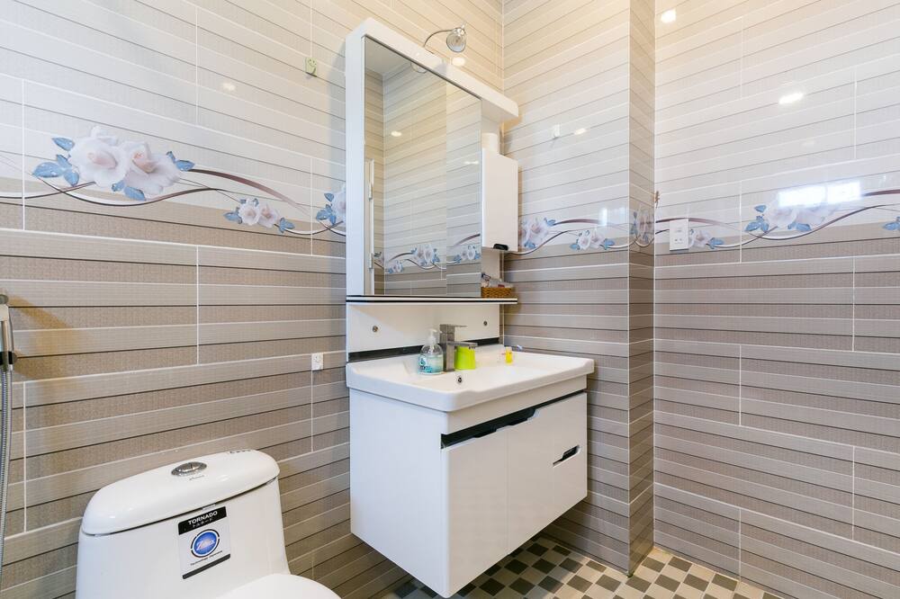 Photo of Bathroom in Duong To