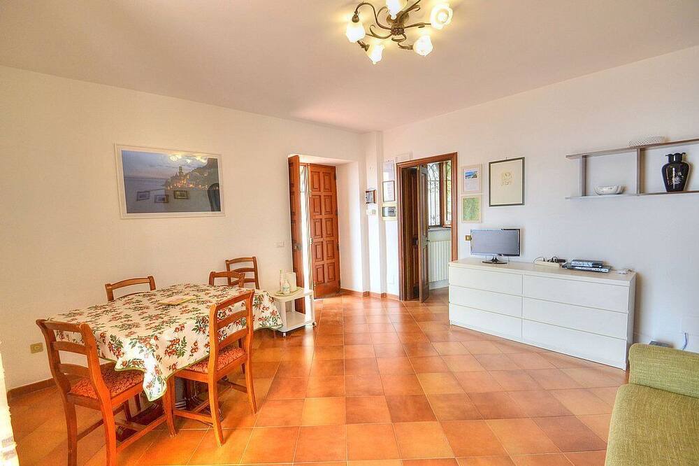 Photo of Livingroom in Scala