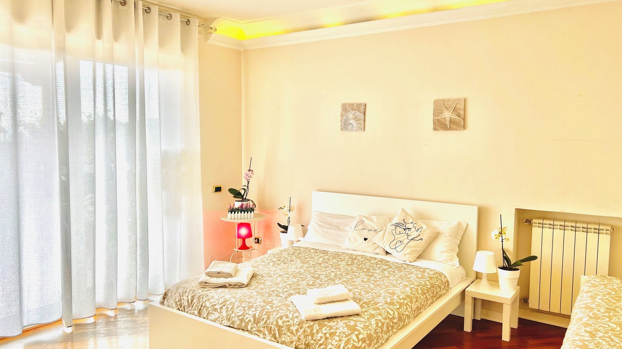 Photo of Bedroom in Naples